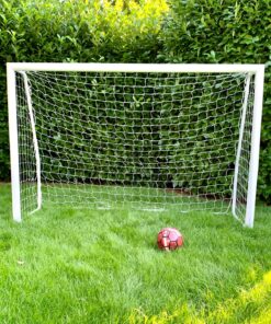 IMG 6199 - Soccerplay.dk Hos Soccerplay.dk kan du købe fodboldmål, fodboldrebounder samt andet udstyr til spil i haven eller i fodboldklubben. Køb udstyr online idag.
