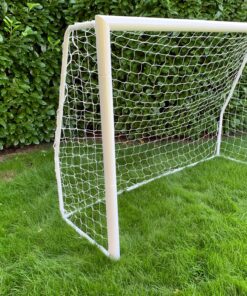 IMG 6200 - Soccerplay.dk Hos Soccerplay.dk kan du købe fodboldmål, fodboldrebounder samt andet udstyr til spil i haven eller i fodboldklubben. Køb udstyr online idag.