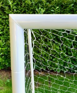 IMG 6207 - Soccerplay.dk Hos Soccerplay.dk kan du købe fodboldmål, fodboldrebounder samt andet udstyr til spil i haven eller i fodboldklubben. Køb udstyr online idag.