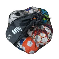 Freeplaysport Fodbold boldpose til 10-12 fodbolde. Solid fodboldsæk fra med skulderrem samt lukkesnor i toppen. Fremstillet i holdbar vandtæt mesh og polyester materiale. Super kvalitet til lavpris kun 129.- Bolde medfølger ikke.