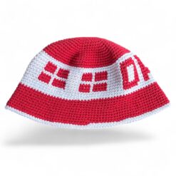 Hæklet Dannebrog Bøllehat – Original Roligan Udstyr