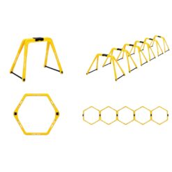6 stk Freeplay Sport HEX Speed 2-i-1 agilityringe eller hække Træn hurtighed, koordination og eksplosivitet med ét smart træningssystem. Freeplay Sport HEX Speed ringe og hække er et alsidigt 2-i-1 agilitysæt, der giver masser af muligheder på træningsbanen. De sekskantede ringe kan bruges fladt som speed rings, sættes sammen til en agilitybane eller foldes op og bruges som 25 cm høje agilityhække. Det smarte design gør det nemt at skifte mellem forskellige øvelser og træne hurtige fødder, balance, retningsskift, spring og eksplosive bevægelser. Perfekt til fodboldtræning, men også velegnet til fitness, håndbold og anden sports- og koordinationstræning. Ringene måler ca. 46 x 46 cm og kan forbindes på forskellige måder, så du selv kan bygge den træningsbane, der passer til øvelsen. Derfor skal du vælge FreeplaySport HEX Speed ringe og hække 2-i-1: speed rings, agilitybane eller træningshække Ringstørrelse: ca. 46 x 46 cm Højde som agilityhæk: ca. 25 cm Træner hurtighed, agility og koordination Perfekt til hurtige fødder og retningsskift Velegnet til spring og hurtigtræning Kan kombineres og opstilles på mange forskellige måder Tydelig gul farve giver god synlighed på banen Ideel til både børn, unge og voksne Velegnet til klubber, trænere og individuel træning Freeplay Sport HEX Speed ringe eller hække er kort sagt et træningsredskab, der kan bruges igen og igen på nye måder – perfekt til dig, der vil have mere variation i fodbold- og agilitytræningen.